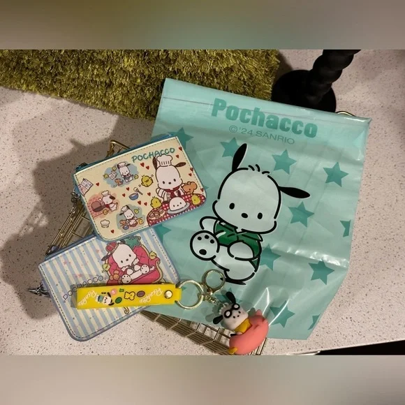 NIP- Sanrio’s Pochacco Keychain Card Wallet Bundle (2 items per bundle) - Picture 6 of 7